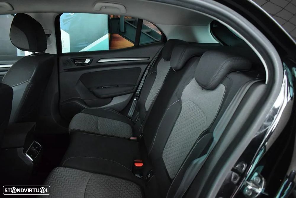 Renault Mégane 1.5 Blue dCi Limited - 27