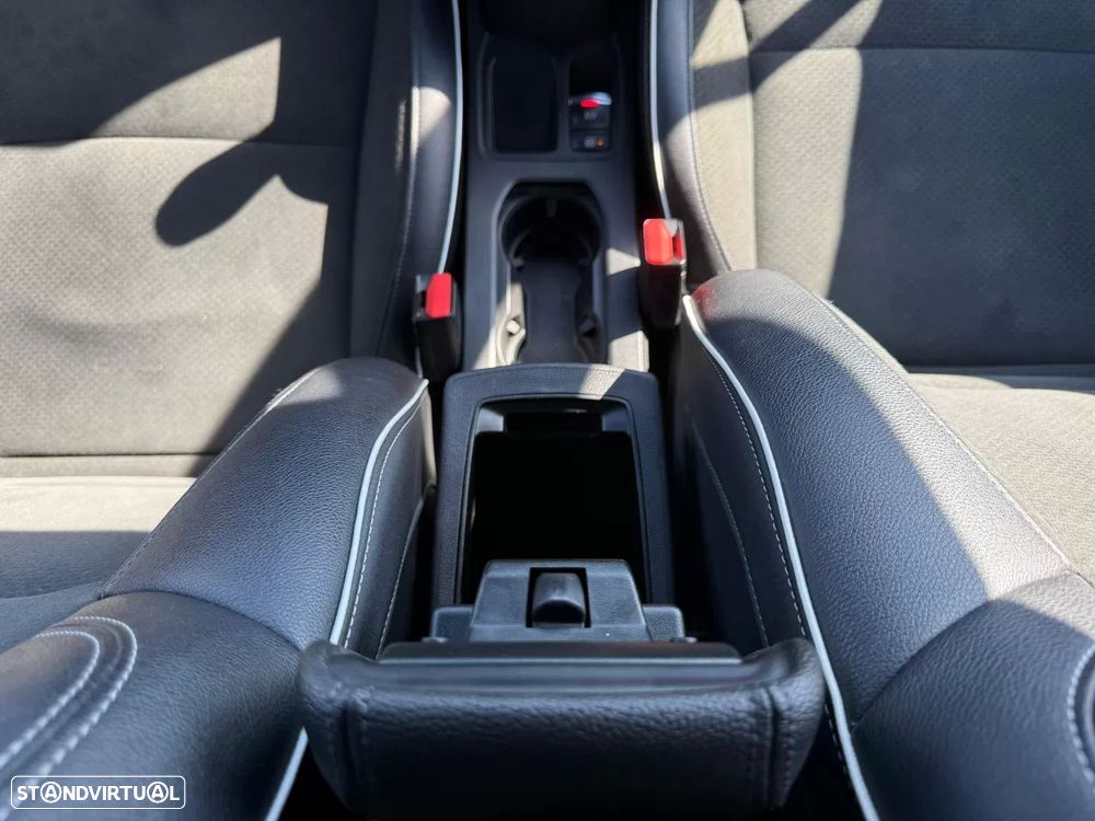 Renault Clio 1.0 TCe Intens - 24