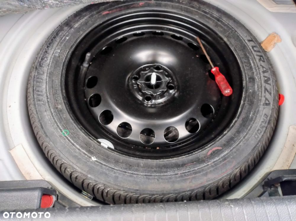 Opel Astra III GTC 1.4 Cosmo - 21