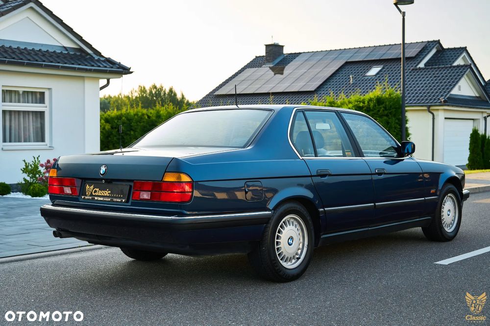 BMW Seria 7 - 11