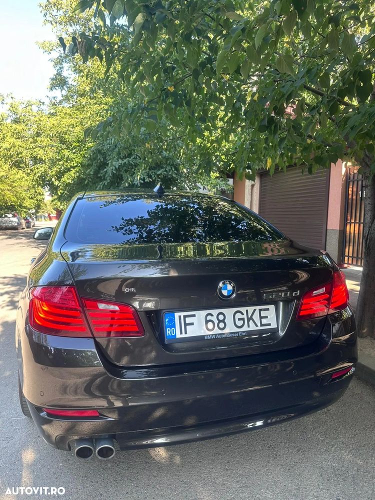 BMW Seria 5 520d AT - 34