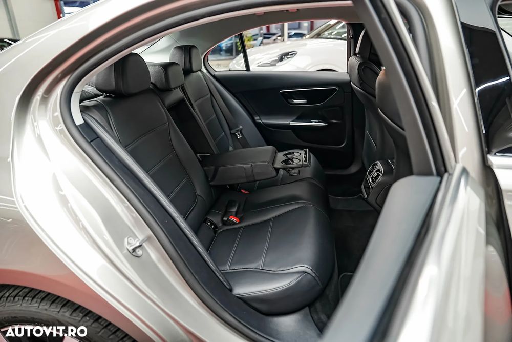 Mercedes-Benz C 300 e 9G-TRONIC Avantgarde - 12