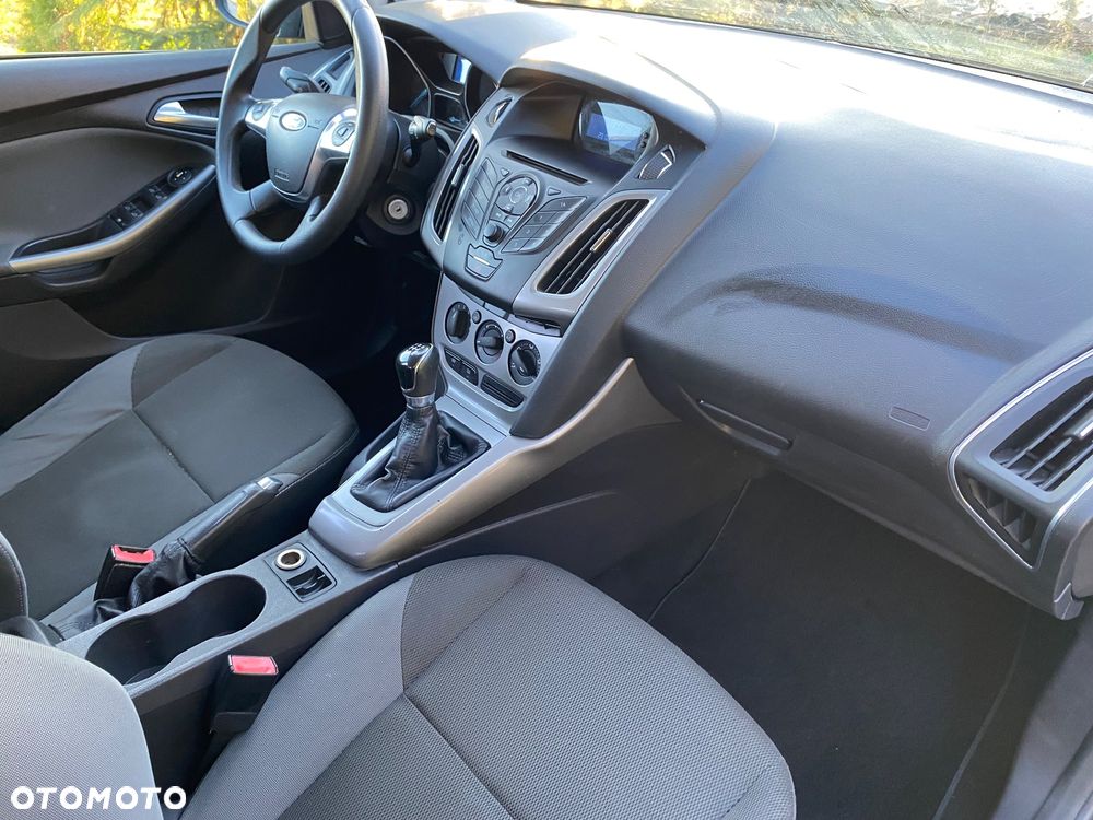 Ford Focus - 13