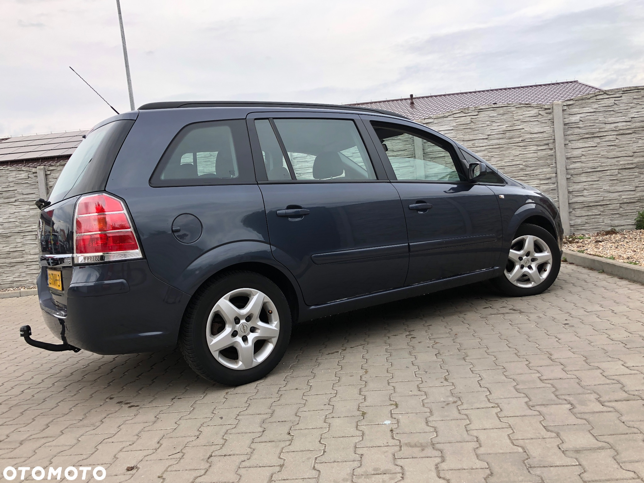 Opel Zafira 1.8 Cosmo - 18