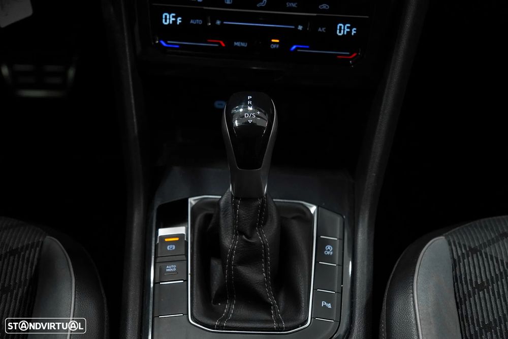 VW Tiguan 2.0 TDI R-Line DSG - 31
