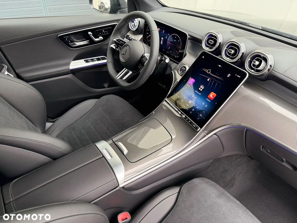 Mercedes-Benz GLC - 25