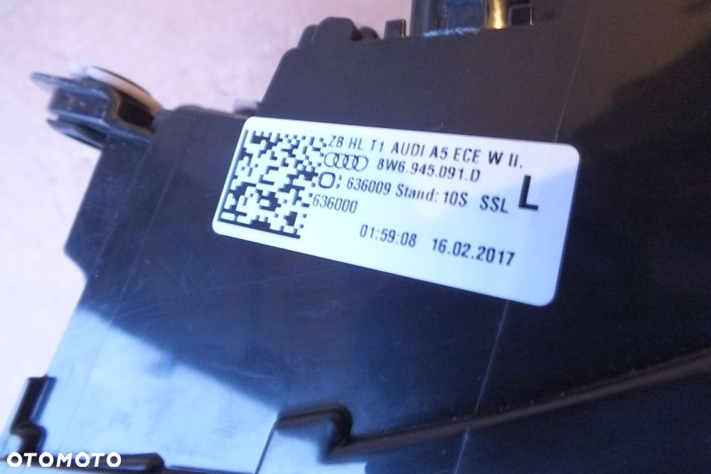 LAMPA TYLNA LEWA AUDI A5 MATRIX 8W6 945 091D - 3