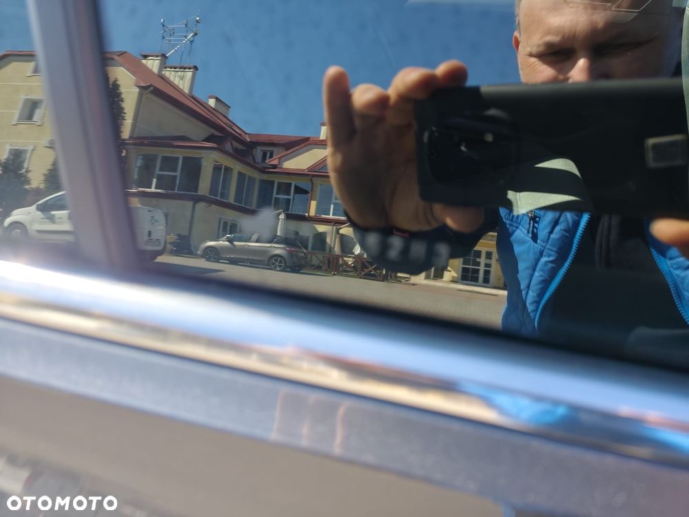 Volkswagen Passat 2.0 TDI (BlueMotion Technology) Comfortline - 24