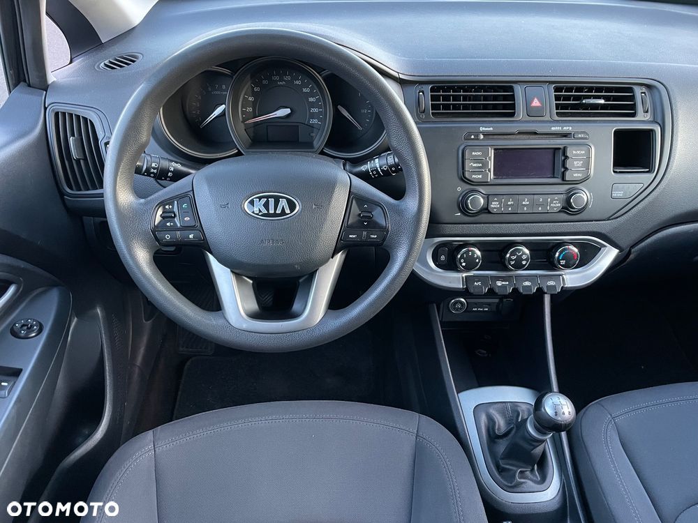 Kia Rio 1.2 M (klm) - 11