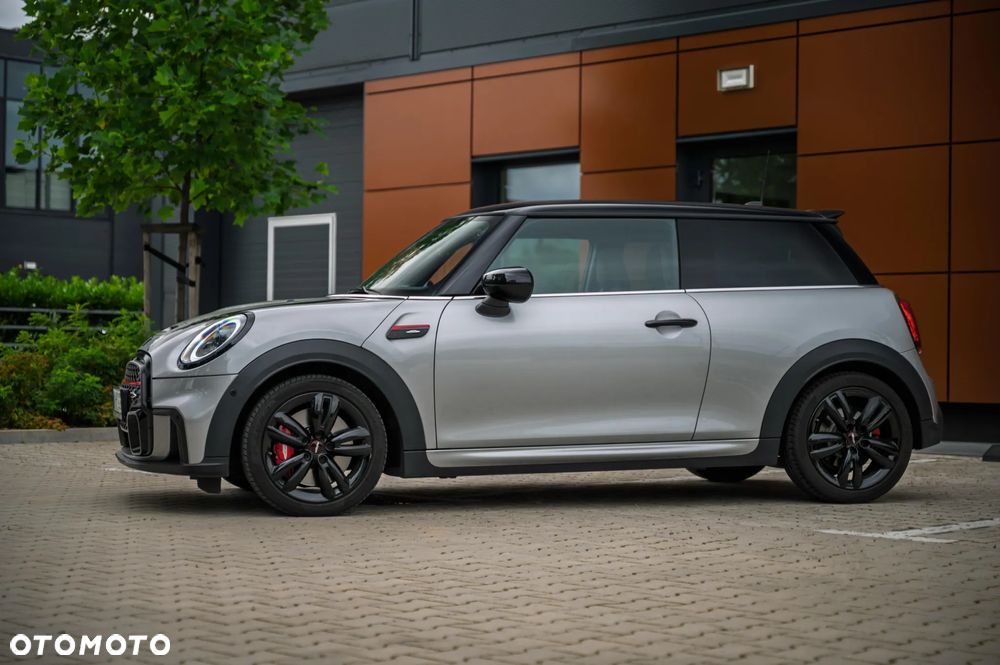 MINI John Cooper Works - 16
