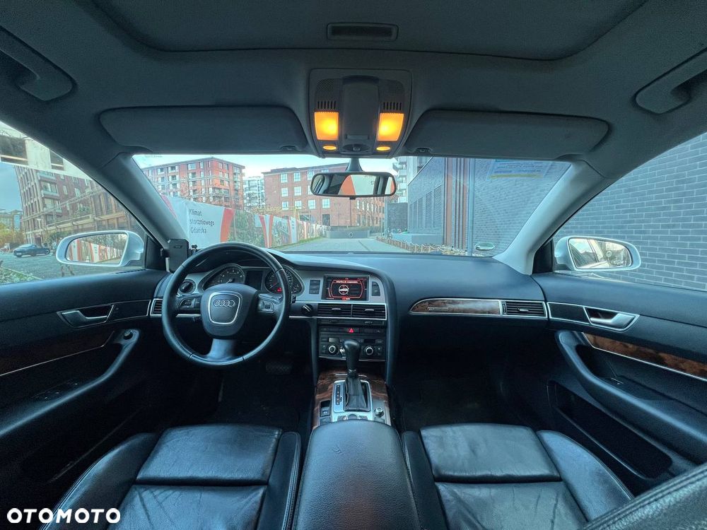 Audi A6 Avant 3.2 FSI Quattro Tiptronic - 11