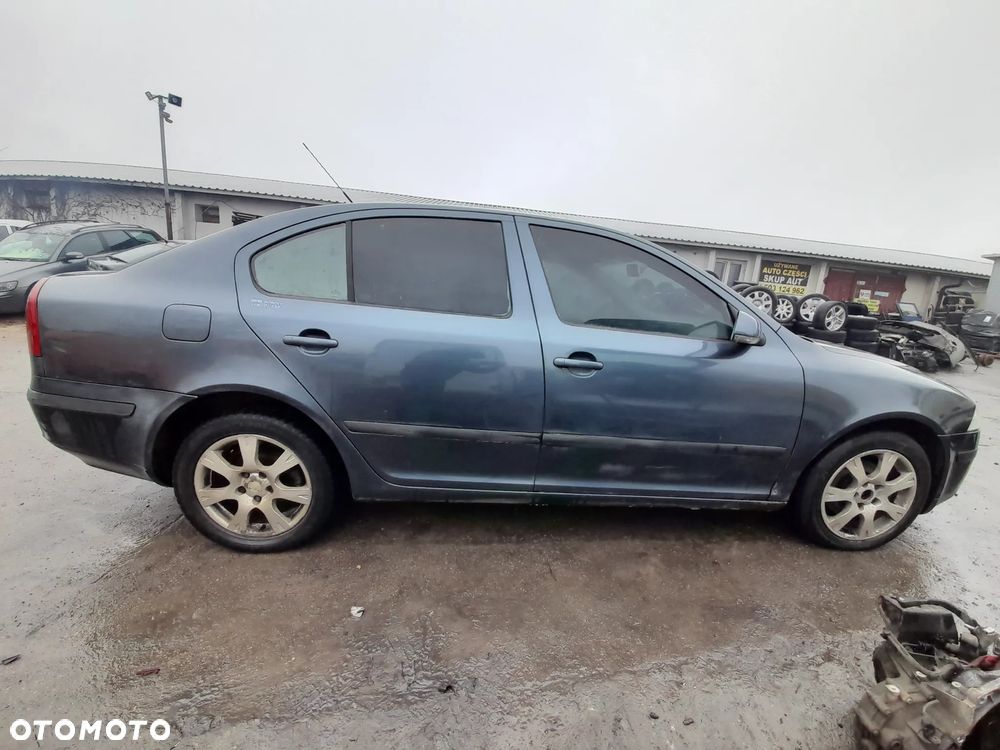 SKODA OCTAVIA II DRZWI PRAWY TYŁ PRAWE TYLNE LF7V 9901 - 21