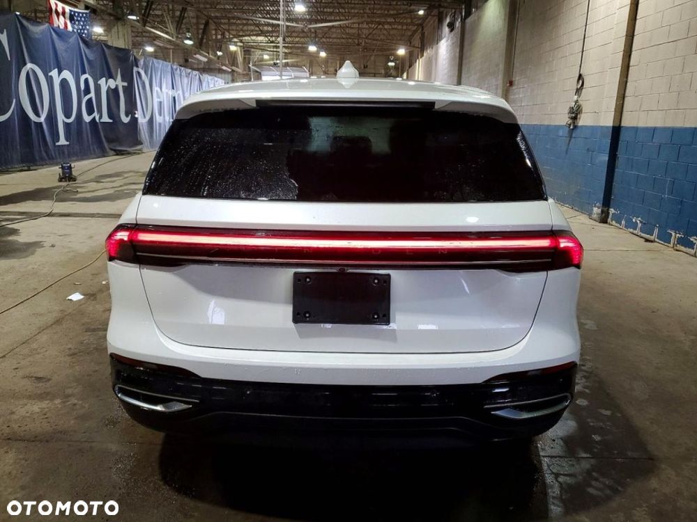 Lincoln Nautilus - 3