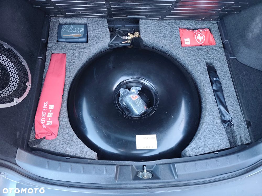 Mitsubishi Lancer 1.8 CVT Intense - 25