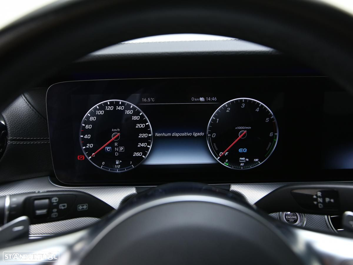 Mercedes-Benz E 300 de AMG Line - 27