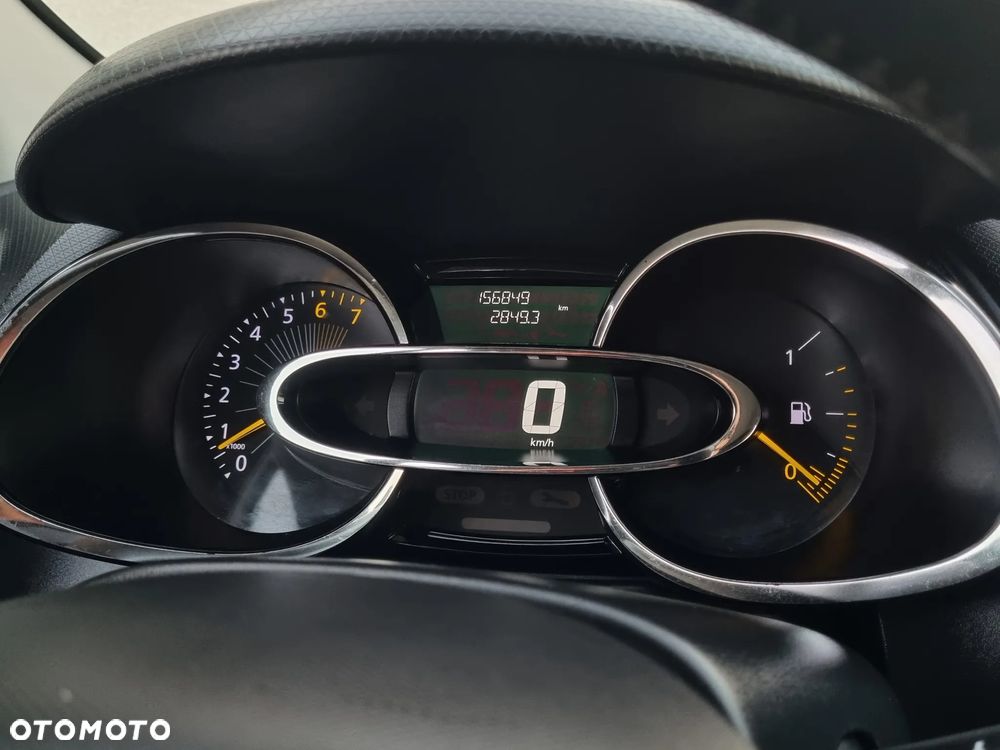 Renault Clio 1.2 16V Limited - 15