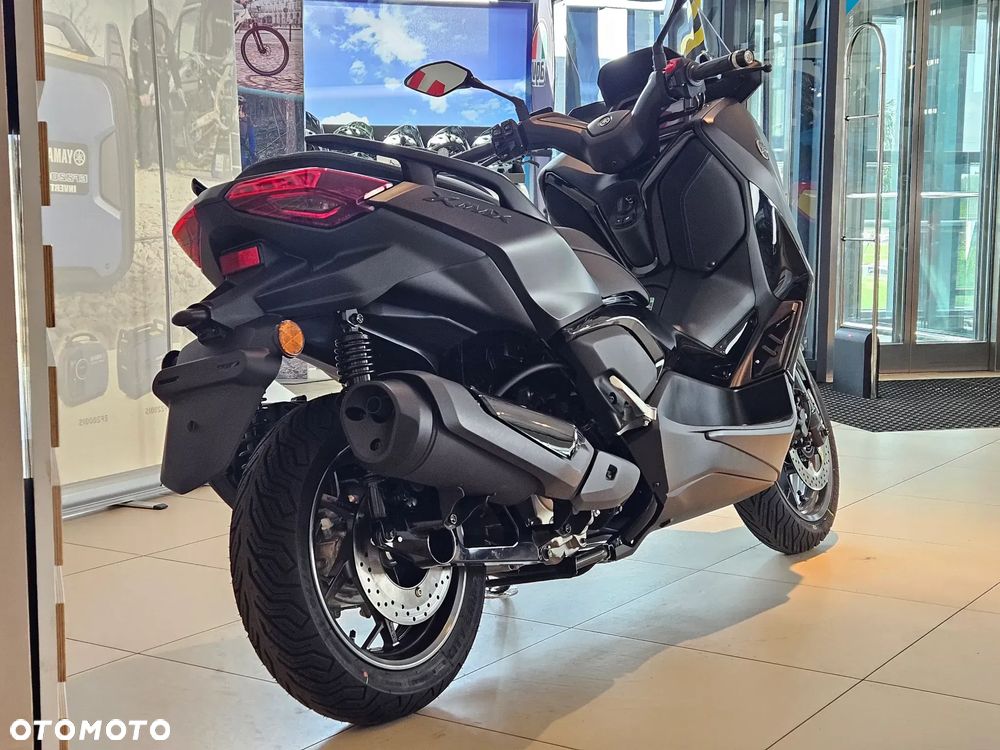 Yamaha X-max - 4