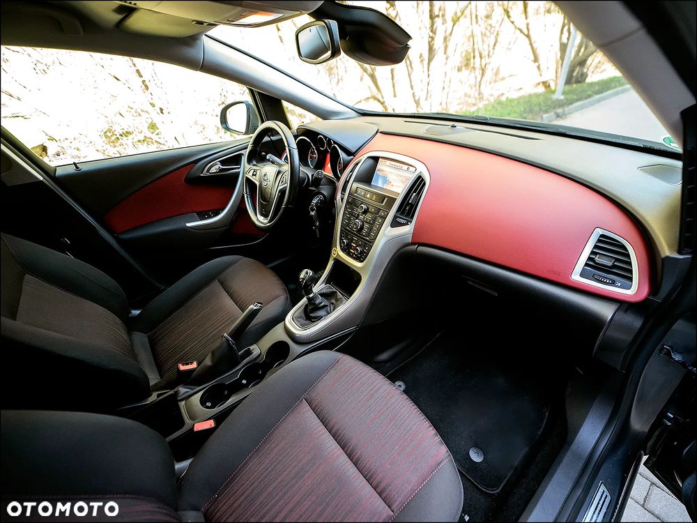 Opel Astra - 18