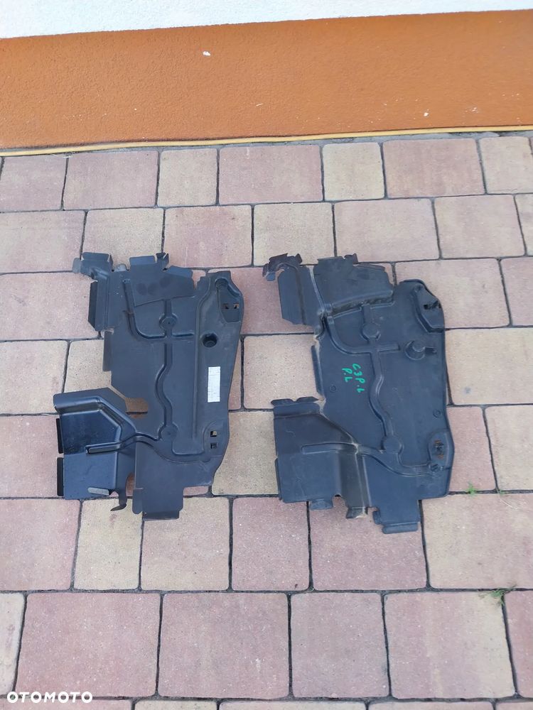 Kierownica powietrza prawa/lewa Citroen C3 Picasso 2012 r. lift 9802945180 9802945380 - 2