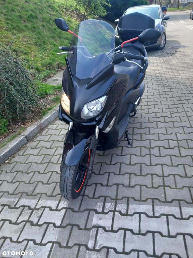 Yamaha X-max - 6