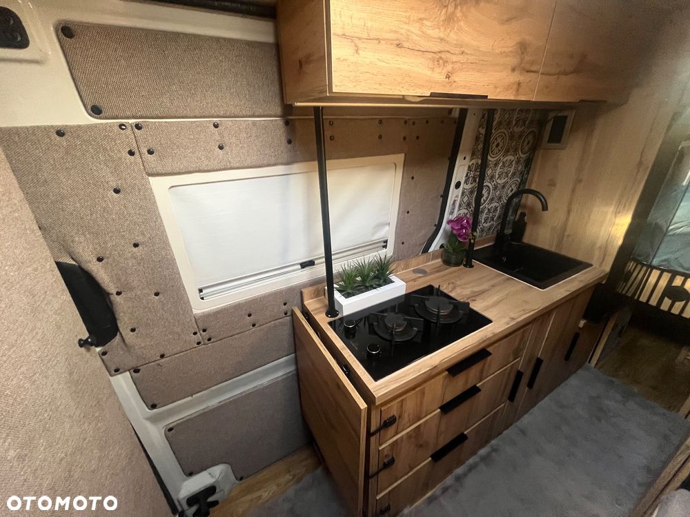 Volkswagen Crafter - 27