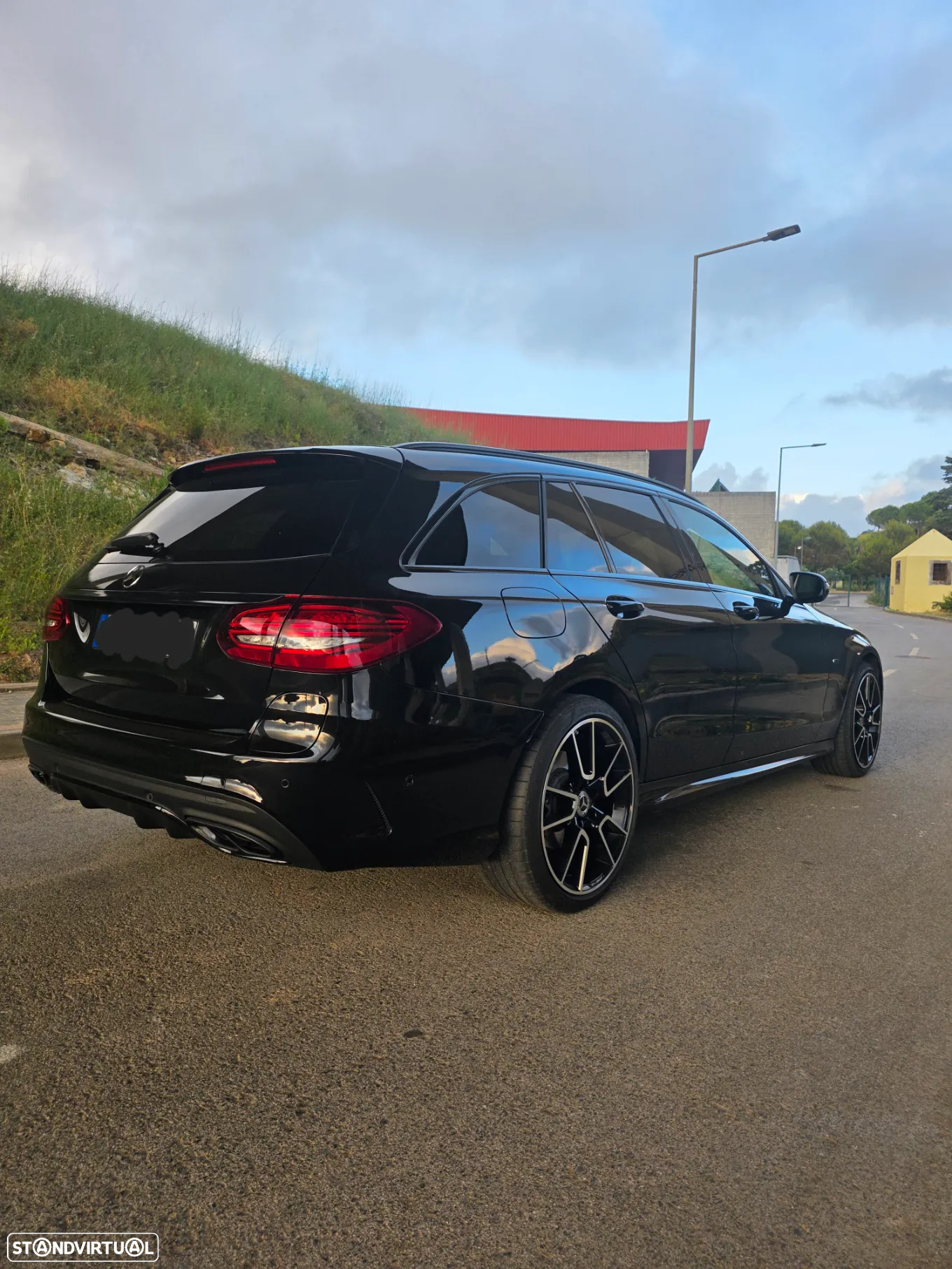 Mercedes-Benz C 300 de AMG Line - 4