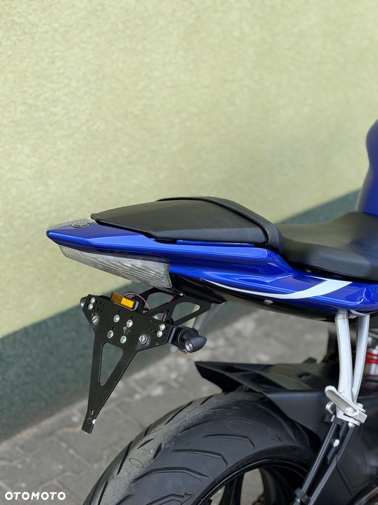 Yamaha R6 - 11