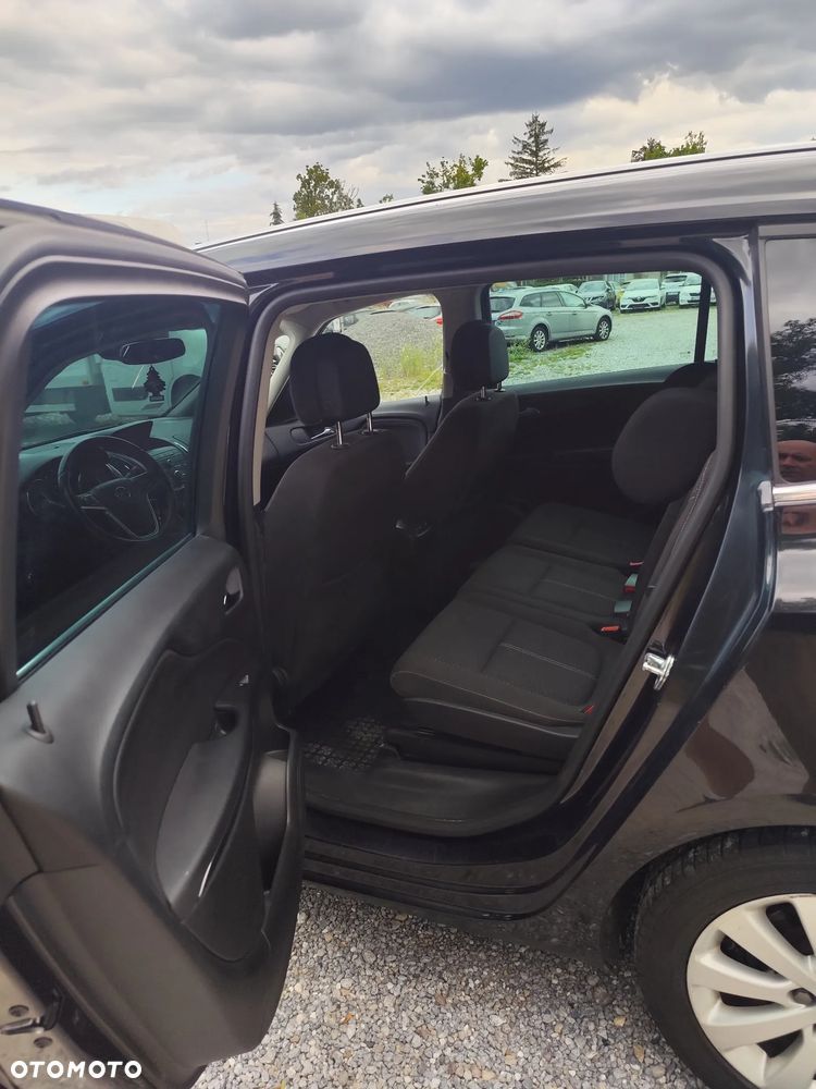Opel Zafira 2.0 CDTI Enjoy - 11