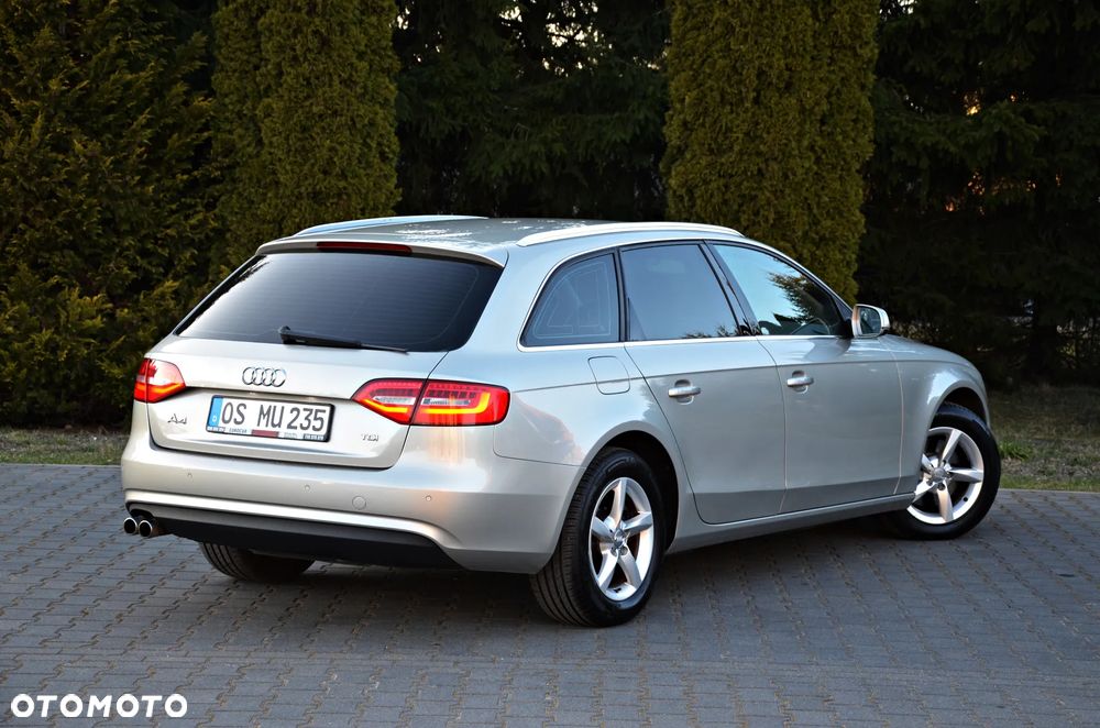 Audi A4 Avant - 4