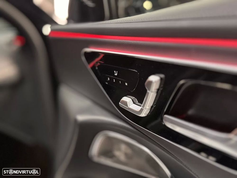 Mercedes-Benz E 400 4Matic - 27