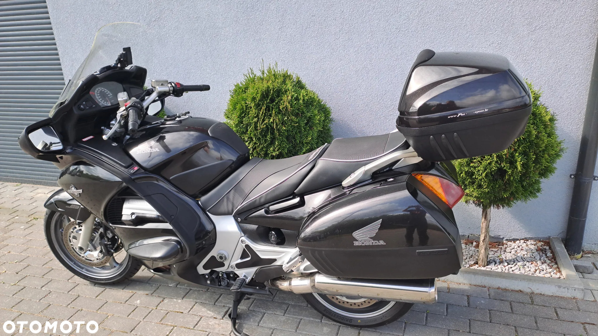 Honda ST - 38