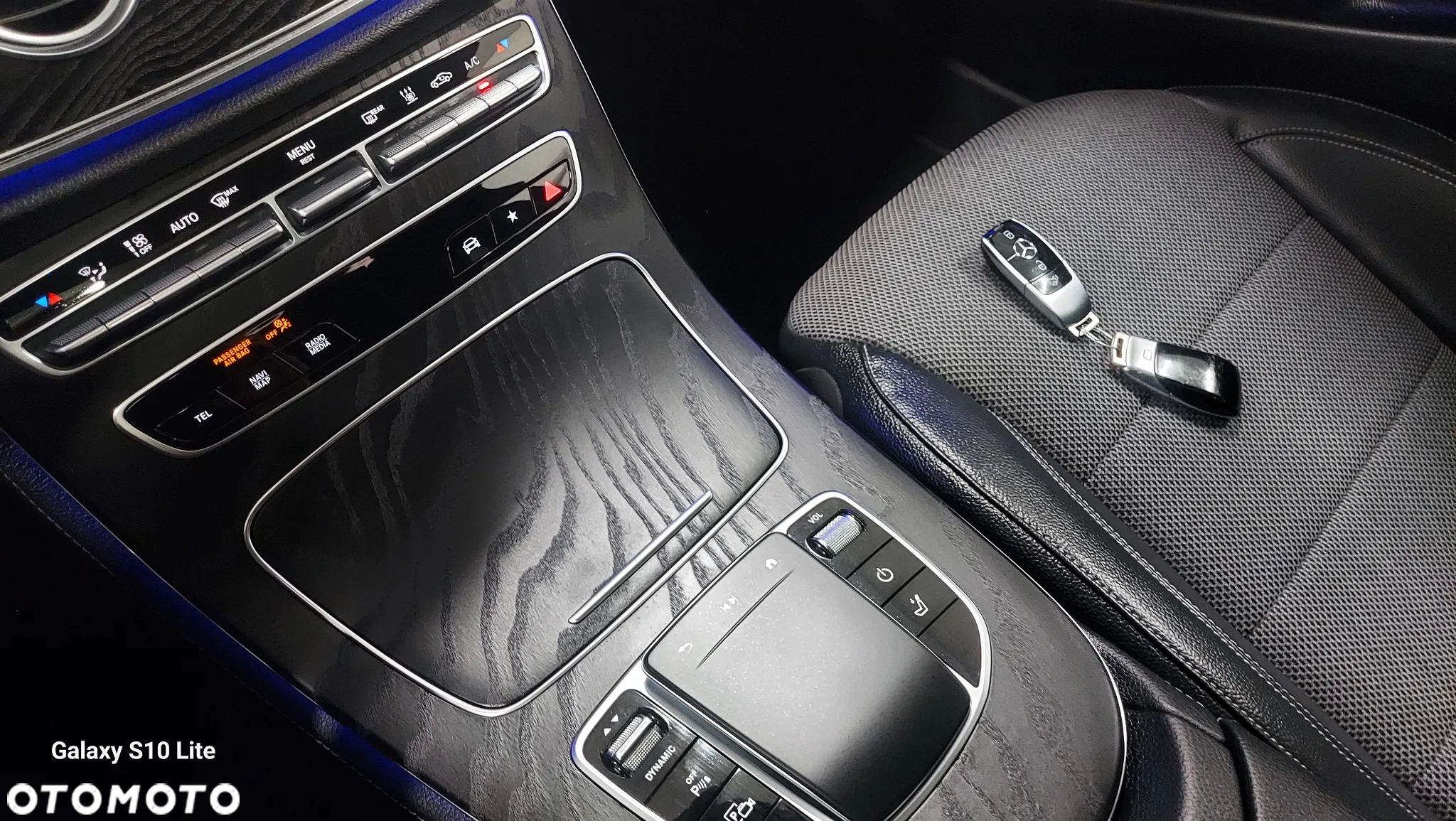 Mercedes-Benz Klasa E 300 de 4Matic 9G-TRONIC AMG Line - 28