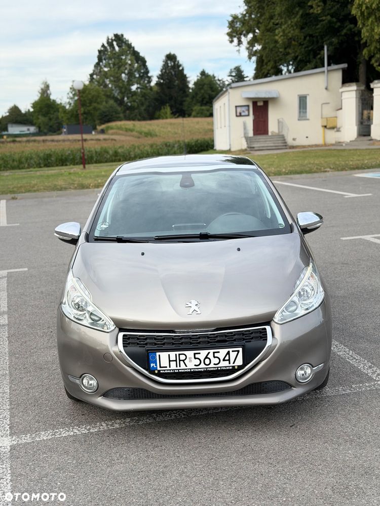 Peugeot 208 1.2 PureTech Allure - 1