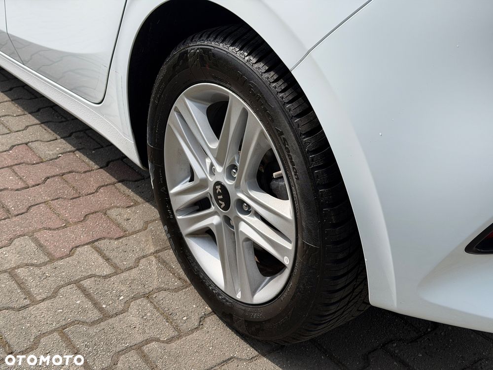 Kia Ceed 1.4 L Business Line Plus - 11