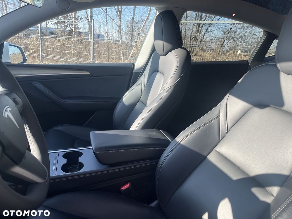 Tesla Model 3 Long Range RWD - 8