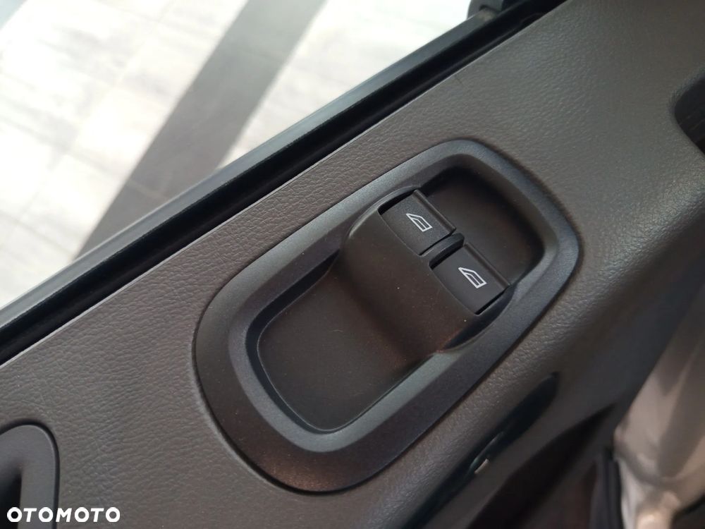 Ford Transit - 20