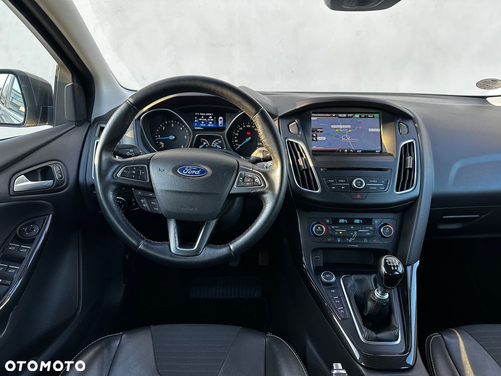 Ford Focus 1.5 TDCi DPF Start-Stopp-System Titanium - 11