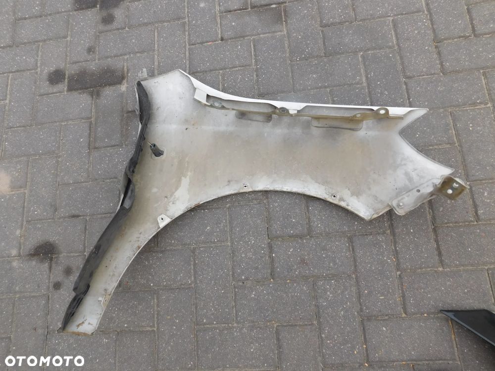 błotnik lewy przód SKODA FABIA II 07-11 - 8