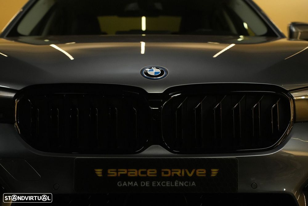 BMW 520 e Pack M - 7