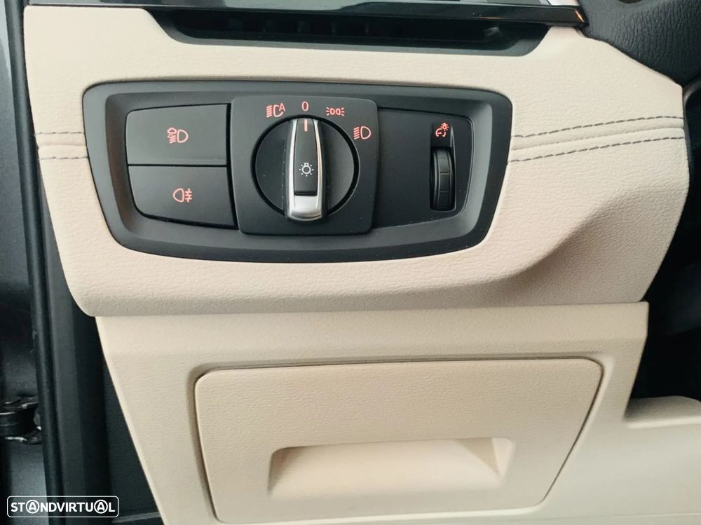 BMW X2 25 e xDrive - 11