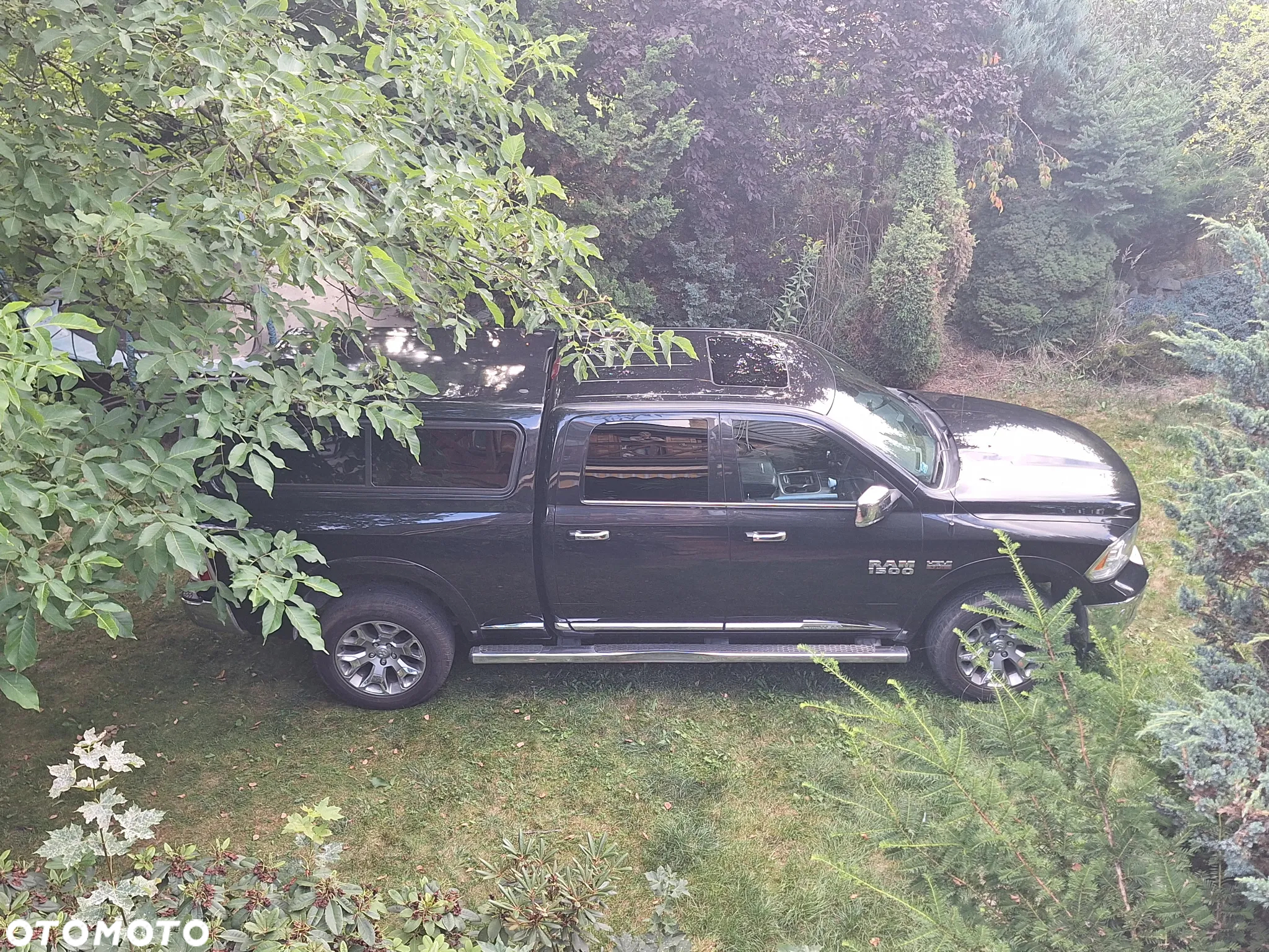 Dodge RAM 1500 5.7 4x4 - 16
