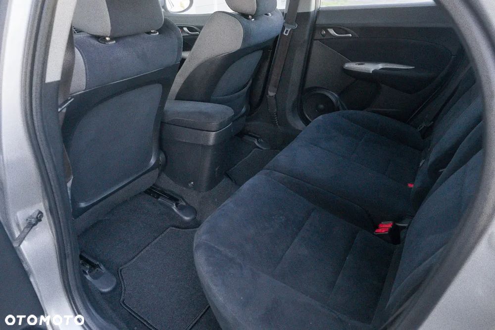 Honda Civic 1.8 Comfort - 37