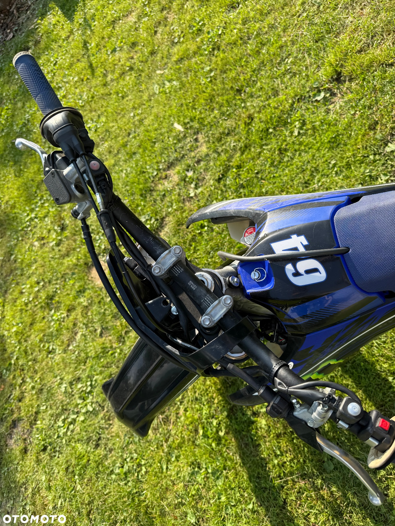 Yamaha YZF - 11