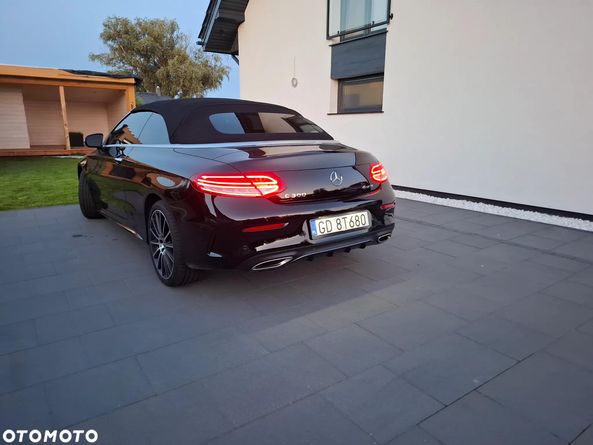 Mercedes-Benz Klasa C 300 9G-TRONIC AMG Line - 6