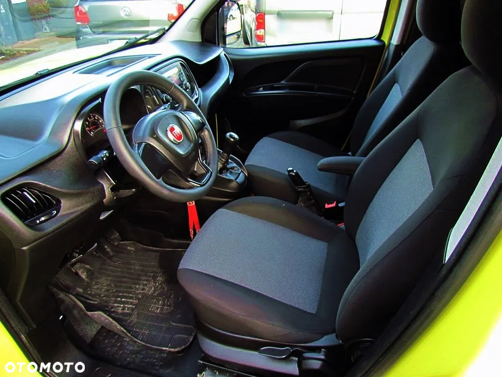 Fiat Doblo - 17