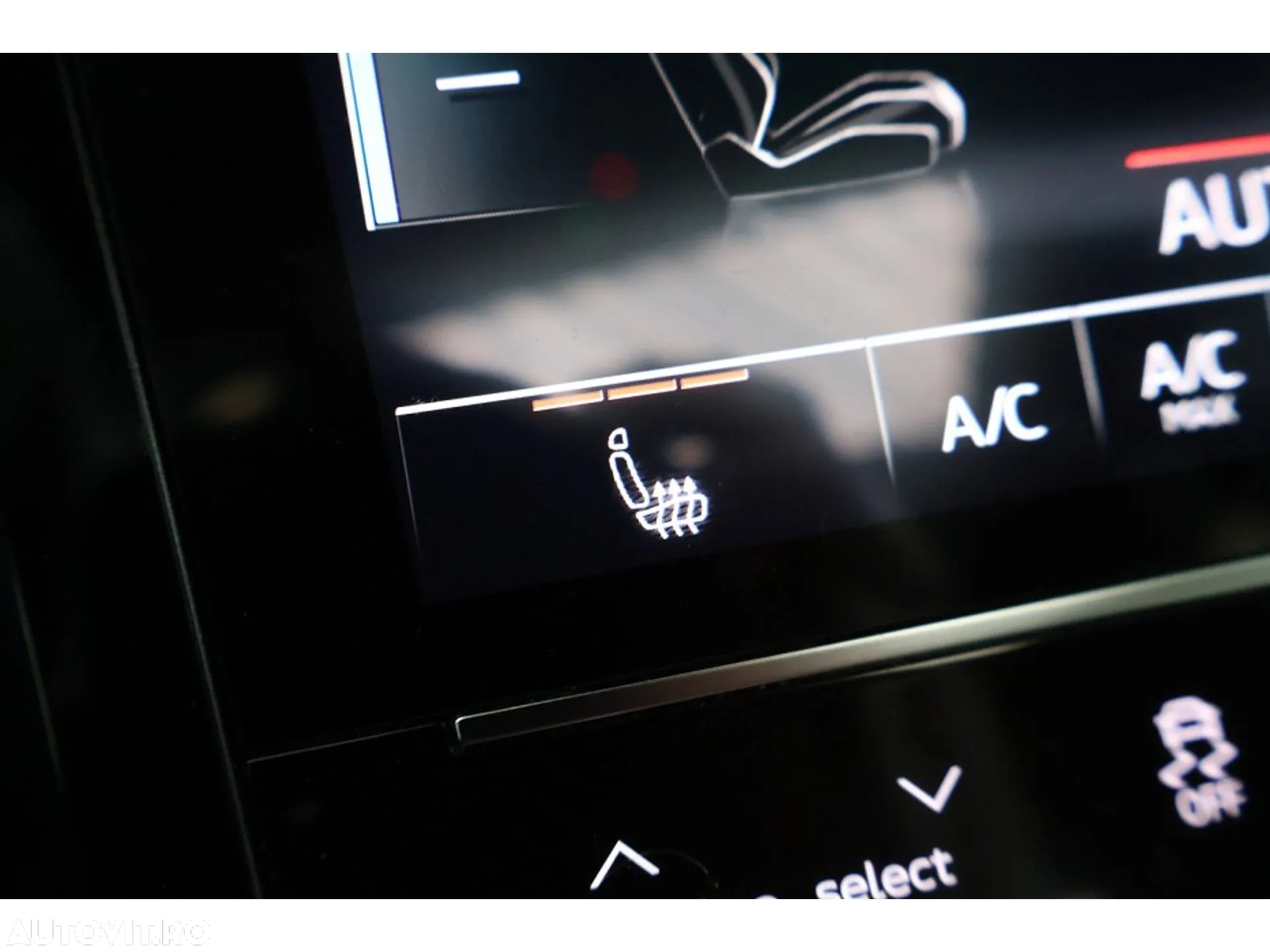 Audi e-tron 50 quattro S-Line - 8