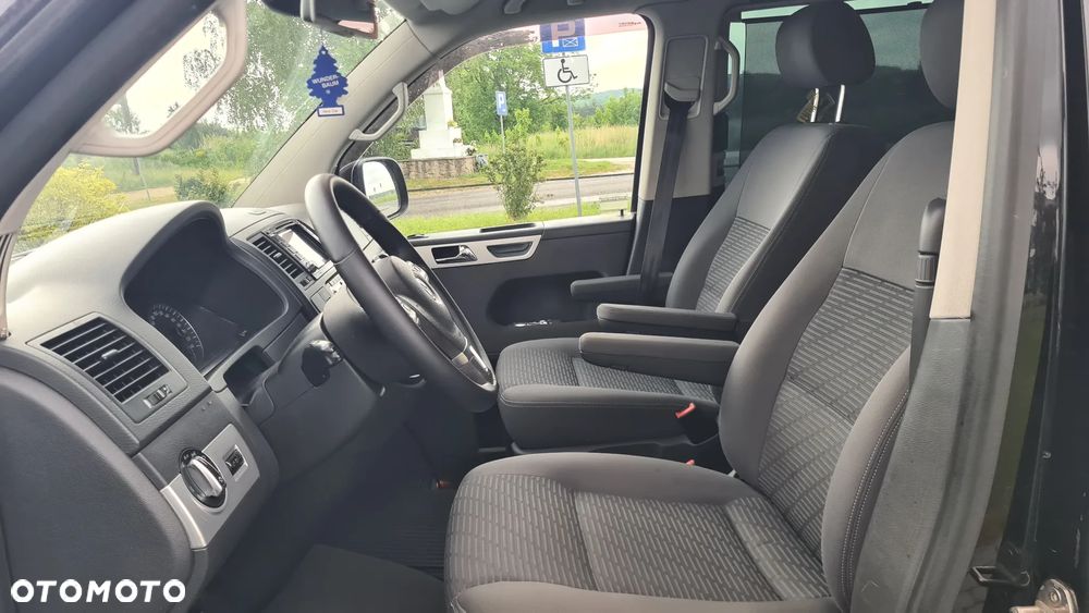 Volkswagen Multivan - 5
