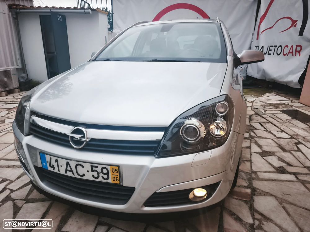 Opel Astra Caravan 1.9 CDTi Cosmo - 34