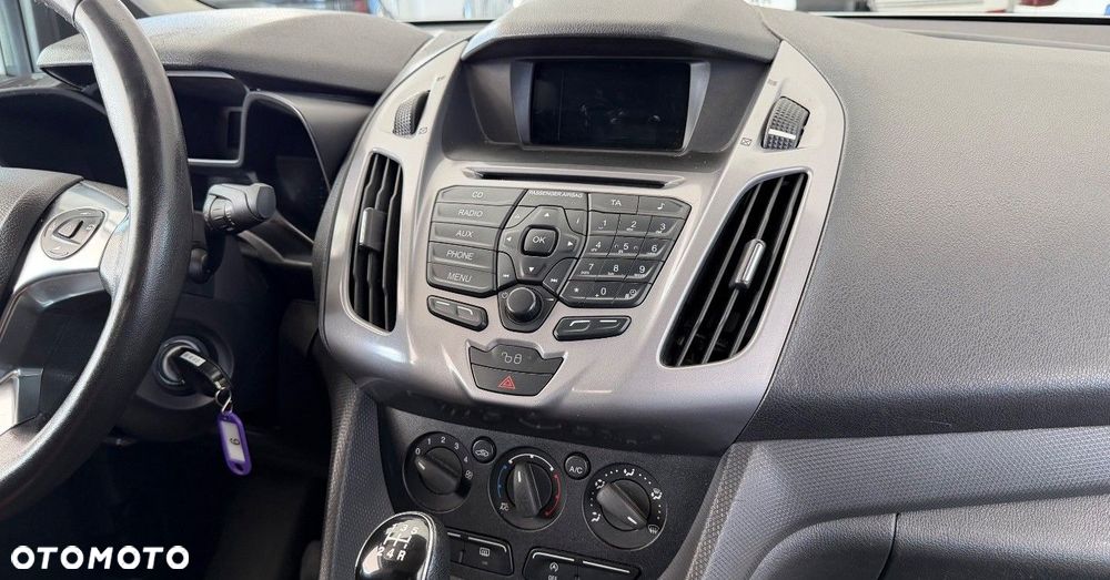Ford Transit Connect - 21