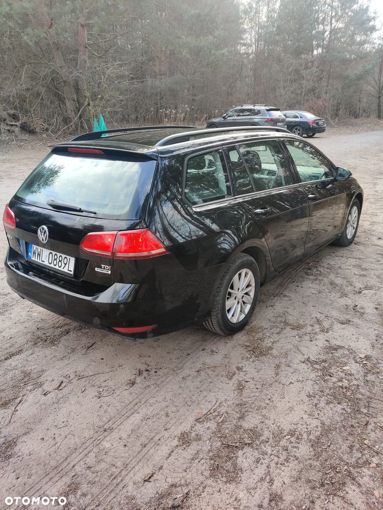 Volkswagen Golf 1.6 TDI DPF BlueMotion - 5